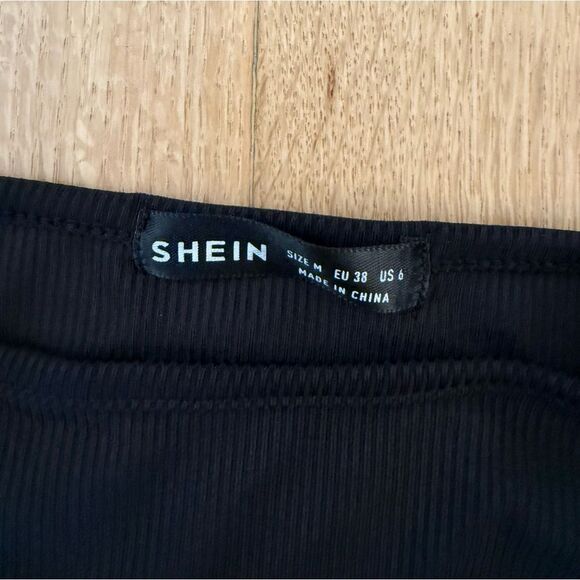 SHEIN Classic Black Knit Top - Picture 3 of 4